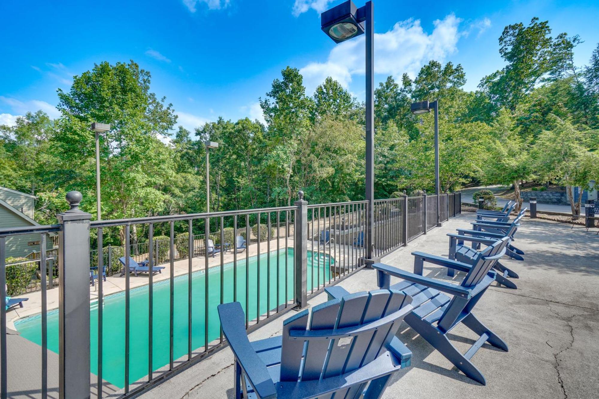 Smoky Mountain Cabin With Deck And Hot Tub! Pigeon Forge Bagian luar foto