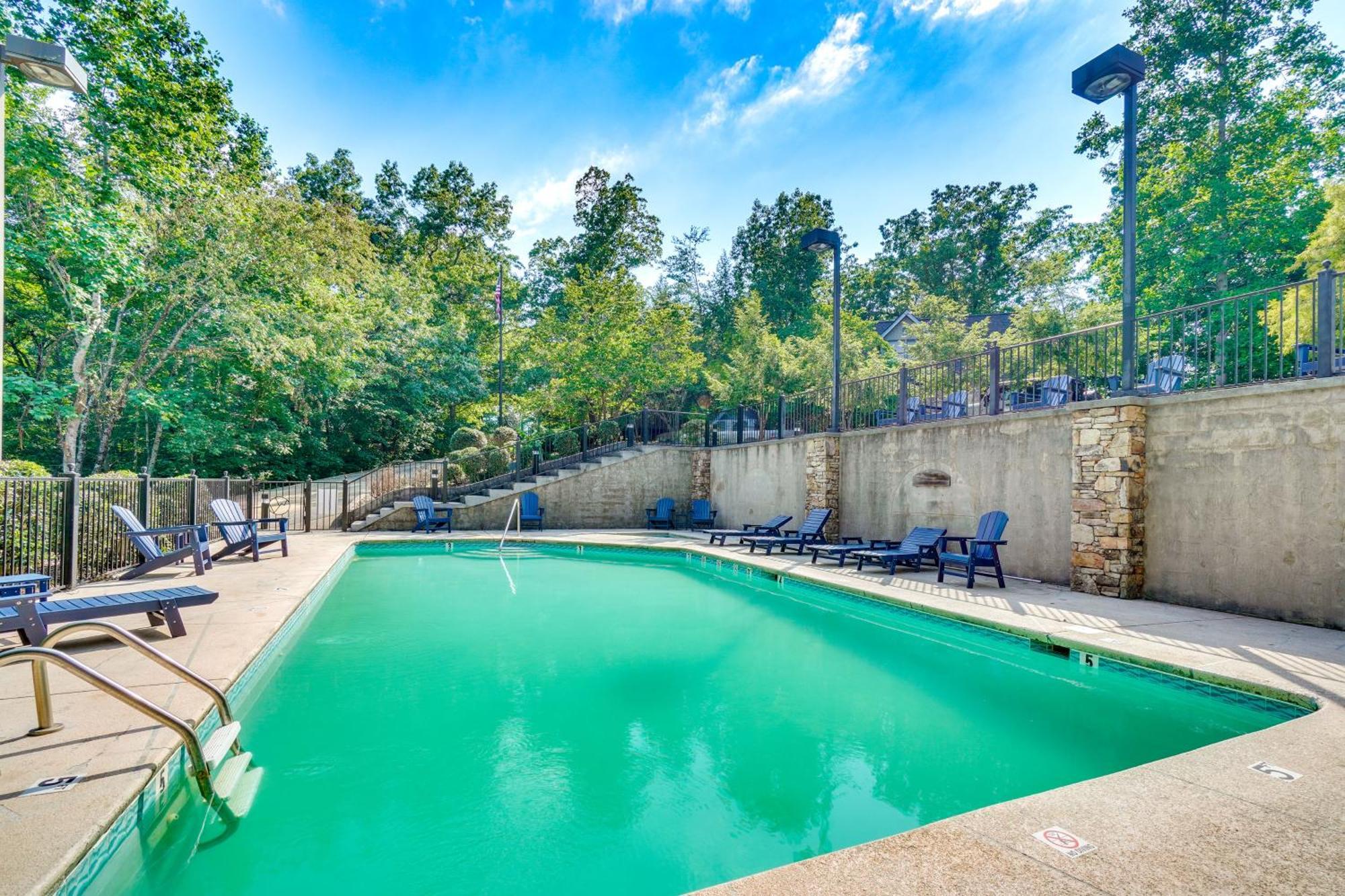 Smoky Mountain Cabin With Deck And Hot Tub! Pigeon Forge Bagian luar foto