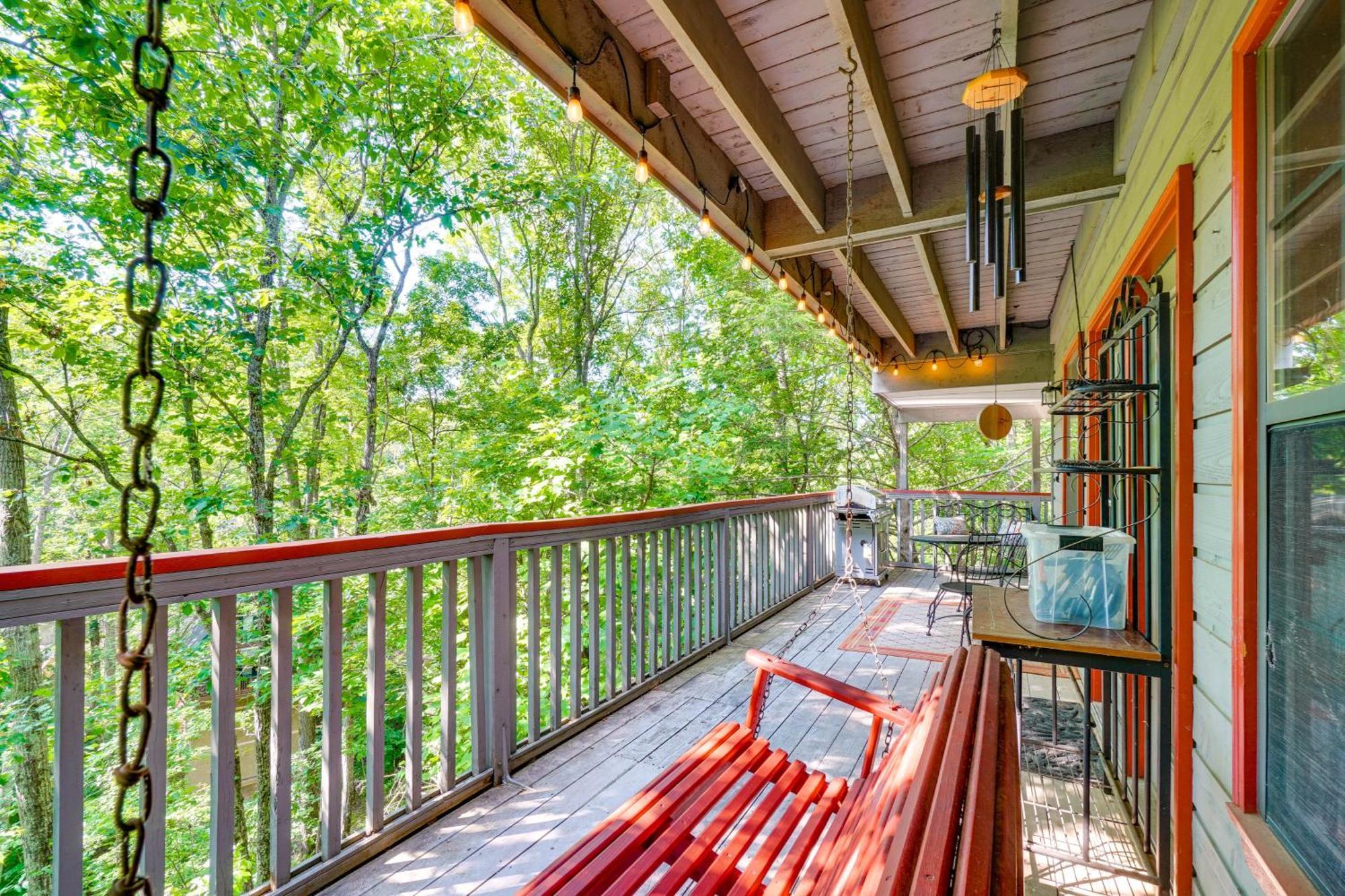Smoky Mountain Cabin With Deck And Hot Tub! Pigeon Forge Bagian luar foto